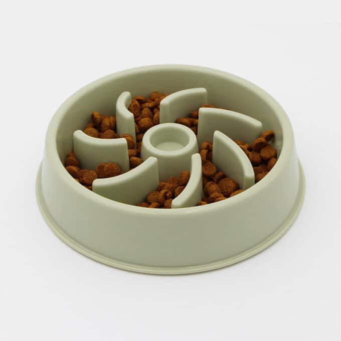 gamelle-ecuelle-antiglouton-croquettes-manger-lentement-chien-chiot-4 Gamelle anti-glouton chat et chien avec compartiments