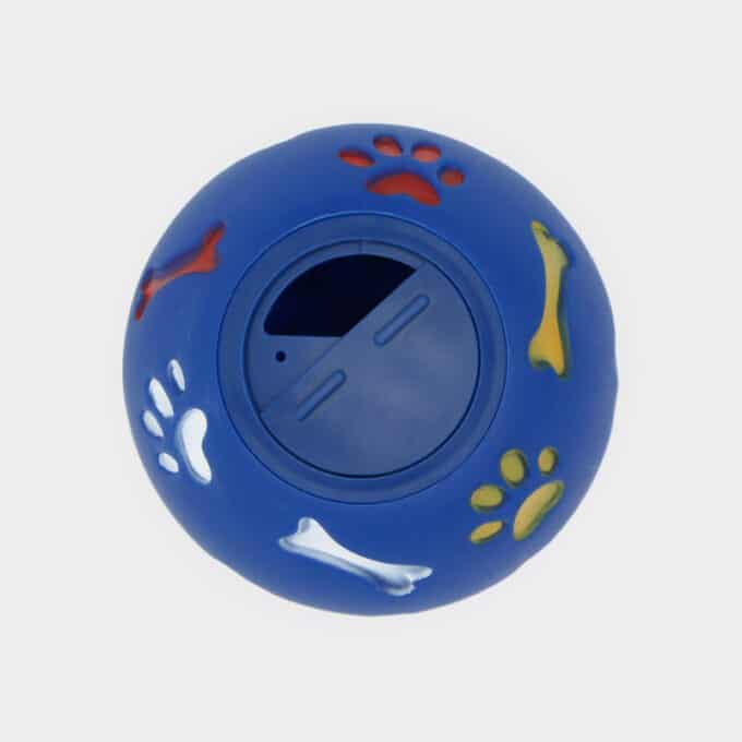 jouet-jeu-alimentaire-balle-distributeur-croquettes-chat-antiglouton-4 Balle distributrice de croquettes pour chat