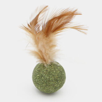 Balle ou boule d'herbe à chat cataire avec plumes