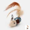 souris-tissu-herbe-a-chat-plumes-3 Souris en tissu avec plumes, grelot et herbe à chat