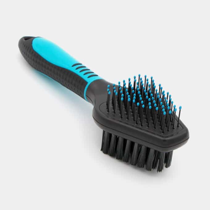 double-brosse-toilettage-massage-chat-chien-trixie-9 Brosse double Trixie pour le brossage du chat et du chien