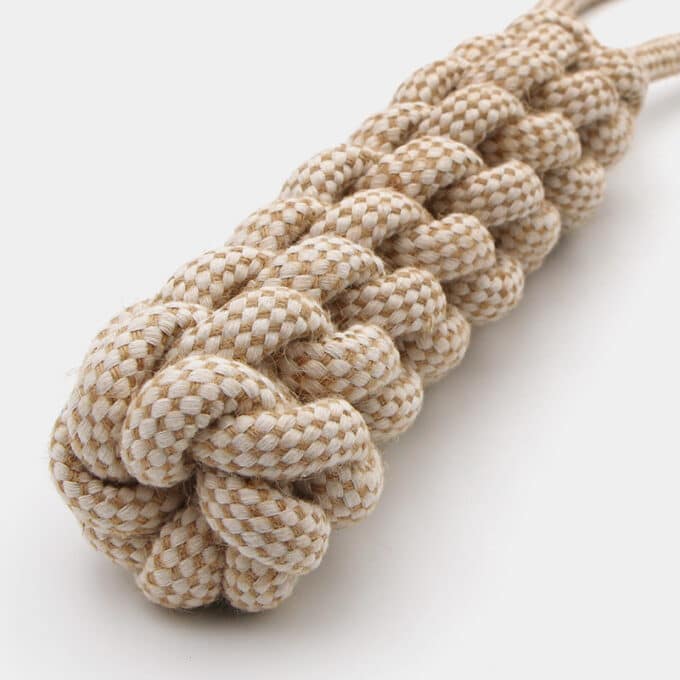 jouet-jeu-balle-corde-noeud-macher-gros-chien-2 Jouet en corde pour gros chien avec nœuds à mâcher