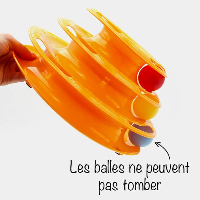 jouet-interactif-chat-tour-labyrinthe-balle-tourne-appartement-4 Labyrinthe tourne balle pour chat jouet interactif