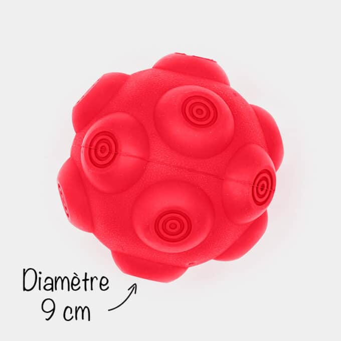 balle-anti-glouton-chien-distributrice-croquettes-6 Balle anti-glouton pour chien distributrice de croquettes