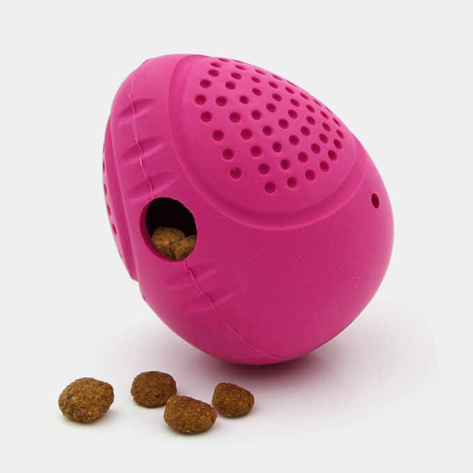 distributeur-friandises-croquettes-chien-culbuto-10 Distributeur de friandises et croquettes culbuto pour chien