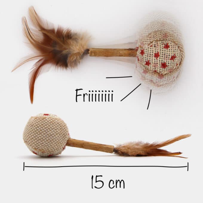 Balle en tissu toile de jute, plumes et bâton de matatabi pour chat