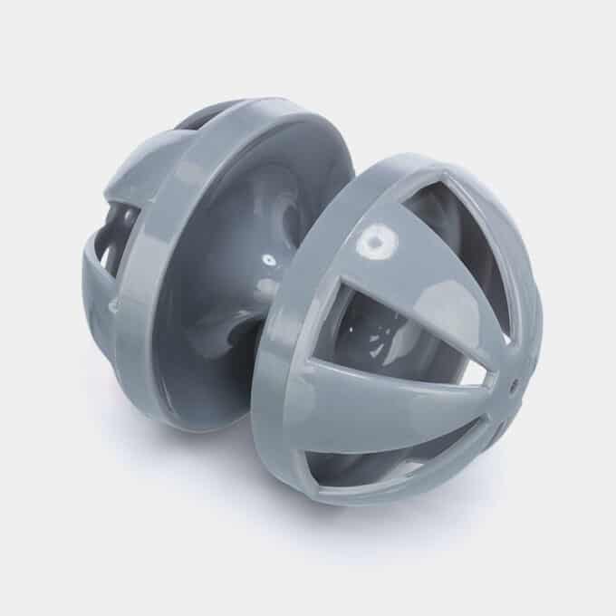 Jouet rouleau en plastique pour chat qui roule et fait du bruit