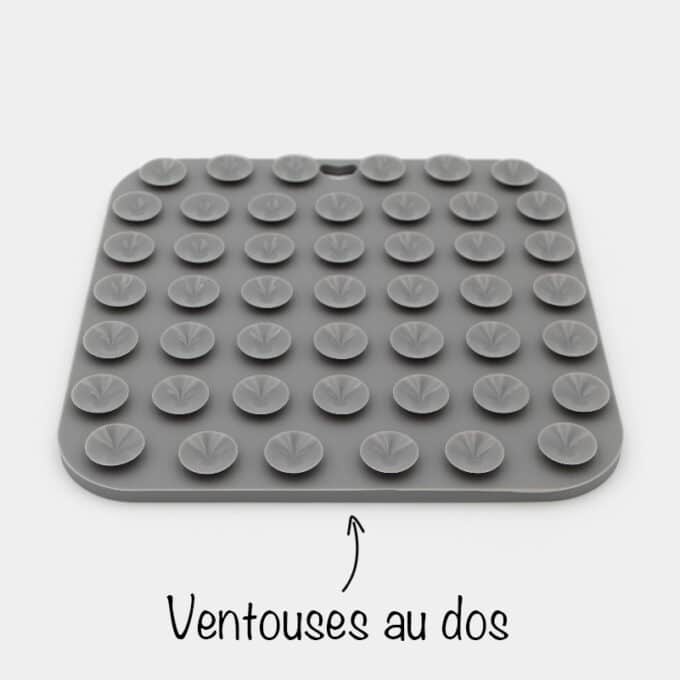 tapis-lechage-chat-chat-plateau-assiette-lecher-1 Tapis de léchage pour chien et chat ou assiette à lécher