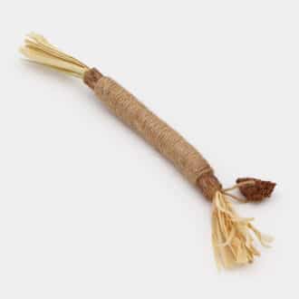 Bâton et fruit de matatabi pour chat avec raphia et ficelle de jute