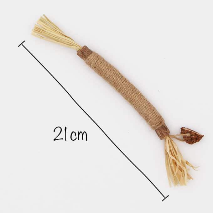 Bâton et fruit de matatabi pour chat avec raphia et ficelle de jute