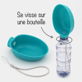 Distributeur d'eau de voyage ou randonnée pour chat et chien