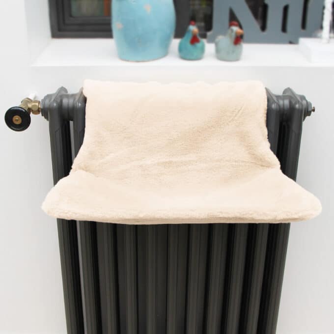 Hamac ou transat de radiateur pour chat
