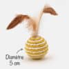 balle-corde-plumes-grelot-chat-2 Balle en corde fil de papier avec plumes pour chat