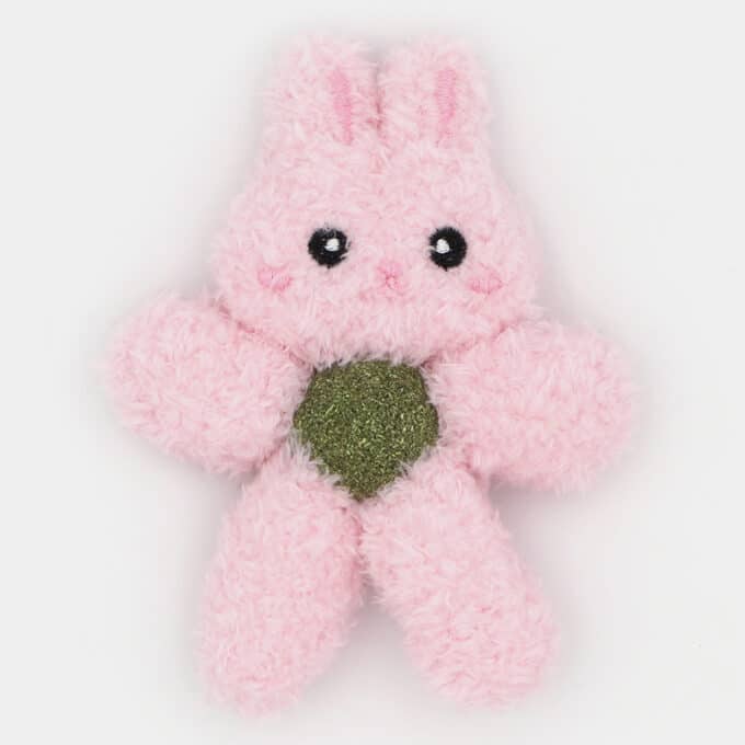 Peluche avec une balle de cataire pour chat