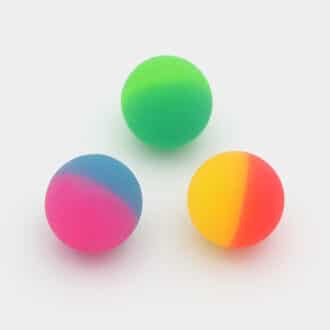 Balle rebondissante en caoutchouc dur pour chat