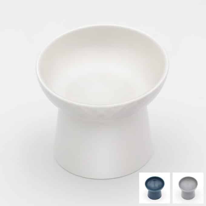 Gamelle en céramique pour le chat souffrant d'arthrose