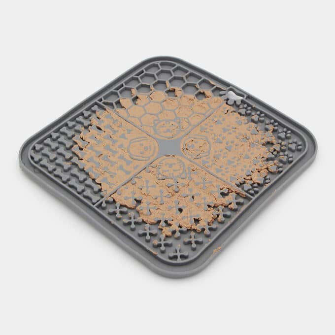 Crème de bacon pour tapis de léchage pour chien