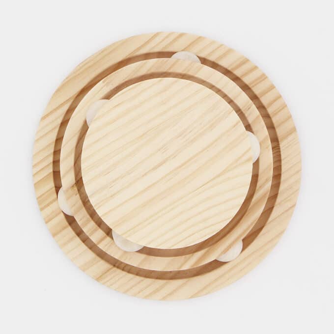 Tour avec balles en bois pour chat