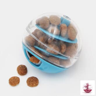 Balle à friandises ou distributrice de croquettes pour chat