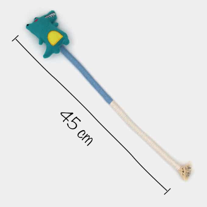 Peluche avec corde pour chat