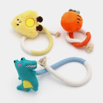 Peluche avec corde pour chat