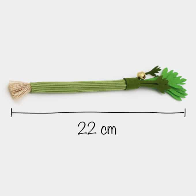 peluche-carotte-poireau-celeri-stick-matatabi-chat-5 Peluche avec matatabi pour chat en forme de carotte, poireau et céleri